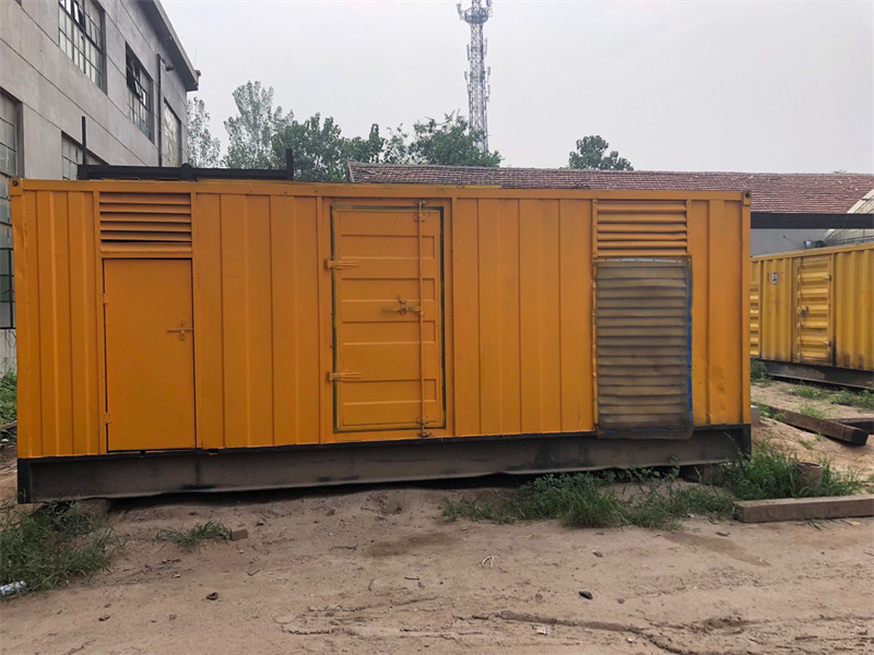 安次发电机出租进行负载测试时，电瓶电量不足的具体判断标准是什么？